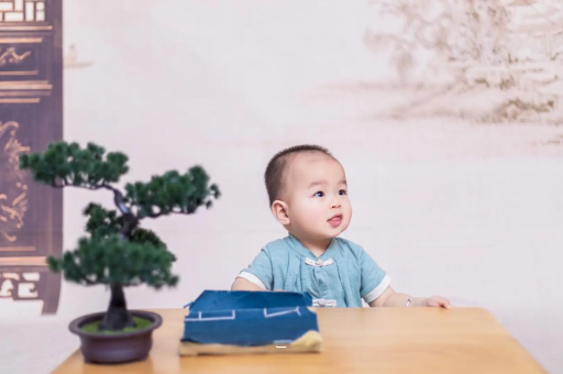 邯郸三个月宝宝抬头不稳